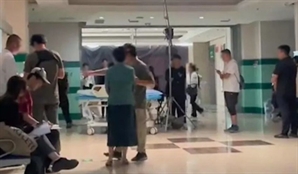 엄마 죽음에 눈물 쏟는 가족에 "조용히 좀 울어달라" 中 제작진 병원서 '황당 갑질'