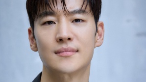 '탈주' 이제훈, 북한말 연기 "탈북한 동생에게 레슨 받아" [인터뷰]