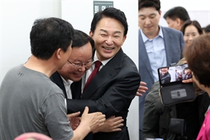 羅·元·尹, 당 '텃밭' 대구 집결…韓 겨냥 배신자 프레임 협공