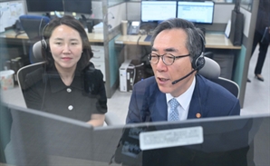 조태열, 파리올림픽 앞두고 '24시간 응대' 영사콜센터 점검