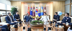 김명수 합참의장, 카타르 총참모장 접견