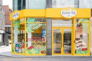 "佛 명품 차 맛보세요"…쿠스미티, 압구정에 매장 오픈