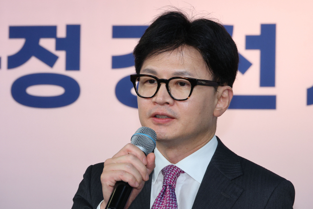 '디올백 사과는 개인문제 아냐' 선그은 韓…'영부인 당무개입설' 확산하나