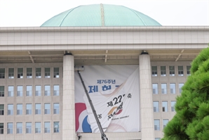 특검법재표결·방통위원장 청문회…7월 국회도 '대치'