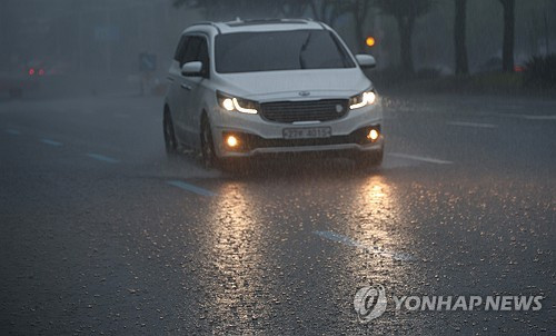 경북 북부에 강한 비…안동시 임동면 등 일부 주민 고립됐다가 구조