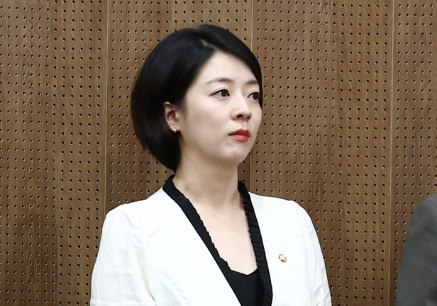 “영부인 문자 누가 흘렸나 했더니”…‘친윤’ 이철규 저격한 배현진