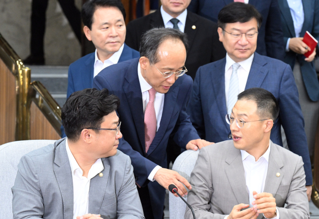 추경호 국민의힘 원내대표가 9일 서울 여의도 국회에서 열린 원내대책회의에 참석하고 있다. 오승현 기자 2024.07.09