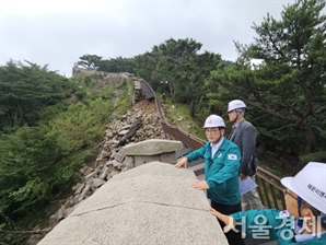 장맛비에 ‘한양도성’도 피해…성벽 30m 붕괴