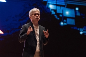 ‘끈끈한 생태계’로 TSMC 대적…삼성파운드리, 파트너사 전폭 지원