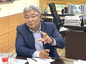 이경훈 前 현대차 노조위원장 "노조, 생산협조 먼저…'파이' 키워 협상해야죠"