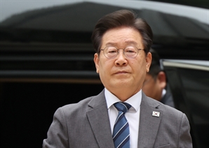 이재명, 10일 연임 출사표…김두관 "1인 정당 막겠다"