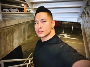"유승준, 악플러 됐냐"…'공부 못하고 가진거 없으면 딸배나' 충격적 악플 달았다?
