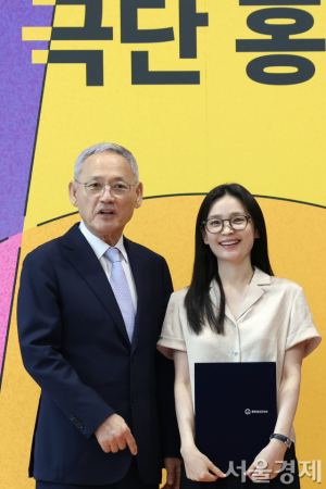 문체부 ‘꿈의 극단’ 출범…유인촌 “사회성 기르고 미래의 관객도 될 것”