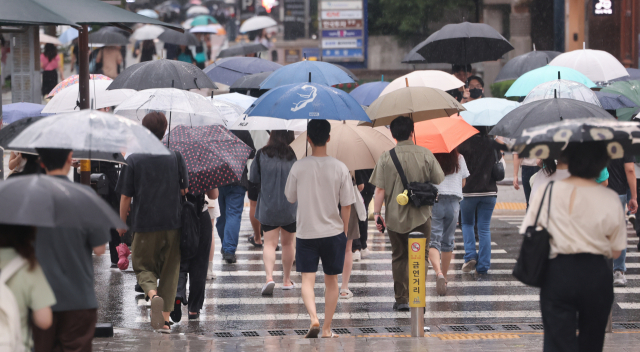 [오늘의 날씨] 일년 중 가장 더운 대서(大暑)…수도권은 강한 비