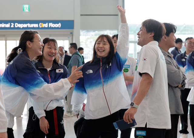 한국 여자 수영의 김서영(왼쪽 세 번째). 연합뉴스