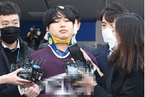 'N번방' 조주빈 "강제추행죄는 위헌" 헌법소원 냈지만…헌재, 만장일치로 "합헌"