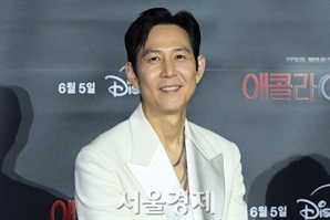 '제2의 전성기' 이정재, 220억 청담동 빌딩 또 샀다…'550억 건물주' 등극