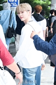 제로베이스원 성한빈, 찬란한 햇살 받으며 [SE★포토]