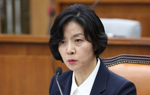 노경필·박영재 대법관 청문보고서 채택…‘주식 논란’ 이숙연 보류
