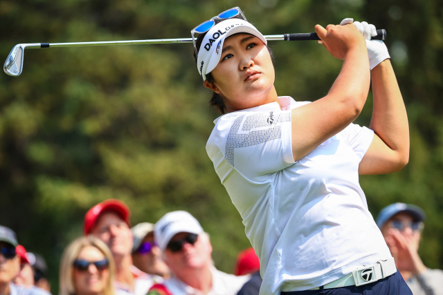 유해란이 LPGA 투어 CPKC 여자 오픈 2라운드 5번 홀에서 티샷을 하고 있다. USA투데이스포츠연합뉴스