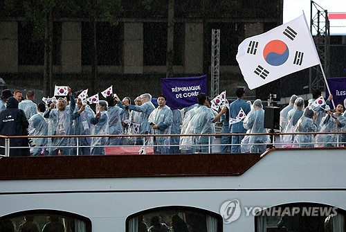 우리나라를 北으로 소개…IOC위원장 '윤 대통령에 사과하겠다'