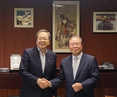 권영걸 국건위원장, 日 국토교통상 면담…건축정책 협력 논의