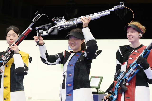 16세 반효진, 공기소총 10ｍ 女 금메달…한국 역대 올림픽 100호