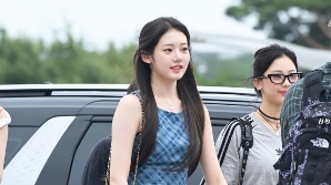 베이비몬스터 로라, 쭉쭉 뻗은 팔다리 [SE★포토]