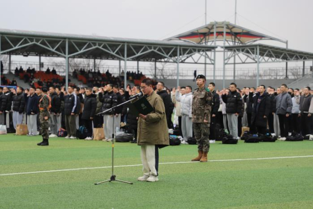 [단독] 장병 인건비 1200억 넘게 못썼다…월급 올랐는데 ‘입영률 감소’ [이현호 기자의 밀리터리!톡]