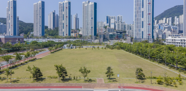 한국해양과학기술원 내 운동장 전경. 해양과기원 제공