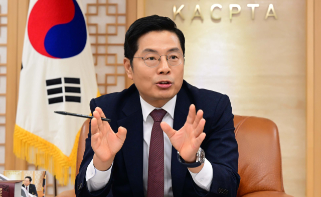 구재이 한국세무사회장이 30일 서울 서초구 세무사회에서 2024년 세법개정안에 대한 자신의 생각을 말하고 있다.