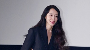 전도연, 노출은 은근하게 [SE★포토]
