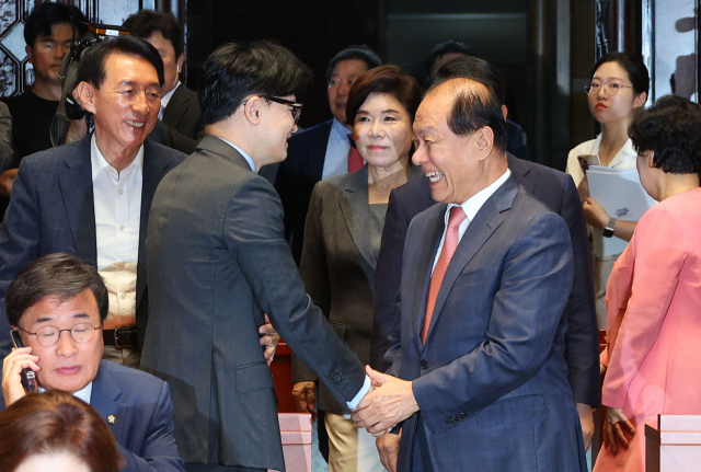 [단독] 한동훈, 내일 '황우여 비대위'와 오찬