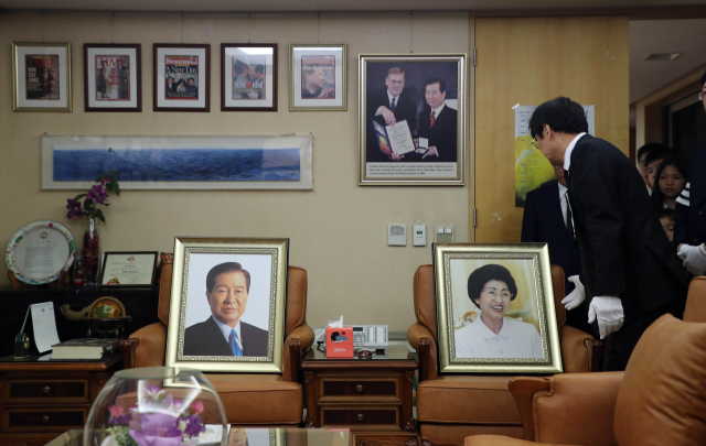 “전재산도 내놓겠다”…민주당, ‘DJ사저’ 지키기 절치부심