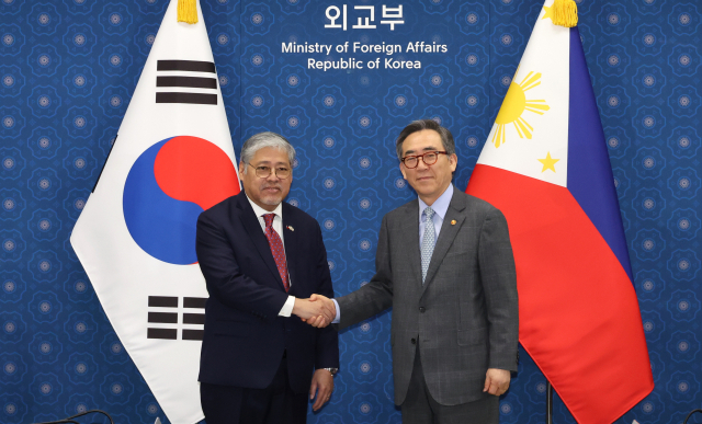 수교 75주년 한·필리핀 외교수장 만나 협력 강화 논의