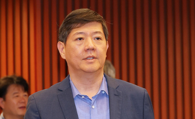 김홍걸 더불어민주당 전 의원이 6월 26일 오후 국회박물관에서 열린 김대중 대통령 탄생 100주년 기념 행사 ‘김대중의 성평등 함께 여는 미래’에 참석하고 있다. 연합뉴스.