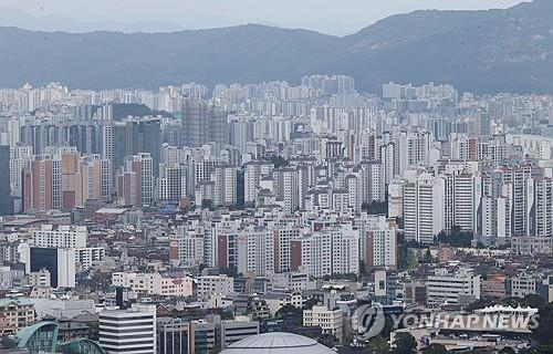 남산에서 바라본 서울 아파트 모습. 연합뉴스