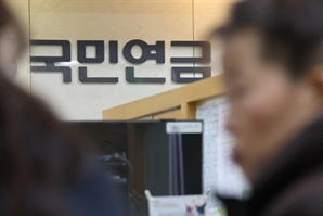 은퇴후 '소득 크레바스'…조기연금 신규 수급자 역대 최대