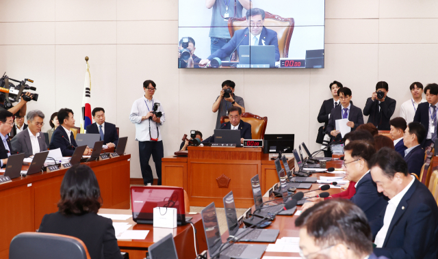 국토위, 공공주택특별법 통과… 도심복합사업 2026년까지 연장