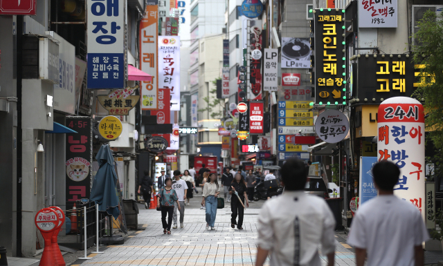 [단독] ‘저금리’ 대환대출도 못 갚는다…소상공인 부실 악화일로