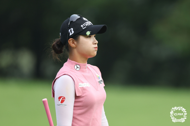 상금 랭킹 1위 박현경. 사진 제공=KLPGA