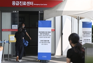 응급실發 의료공백 확산에 "현재 의료체계, 시한폭탄… 대란, 아직 시작도 안 했다"