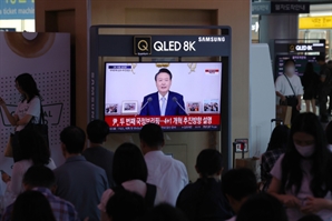 [속보] 尹 "국민연금의 '국가 지급보장' 법률에 명문화해야"