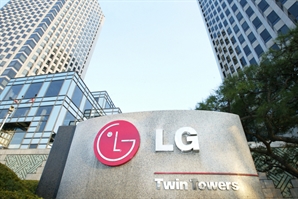 수익 구조 제고 목적…㈜LG, LG전자·화학 지분 5000억 규모 취득