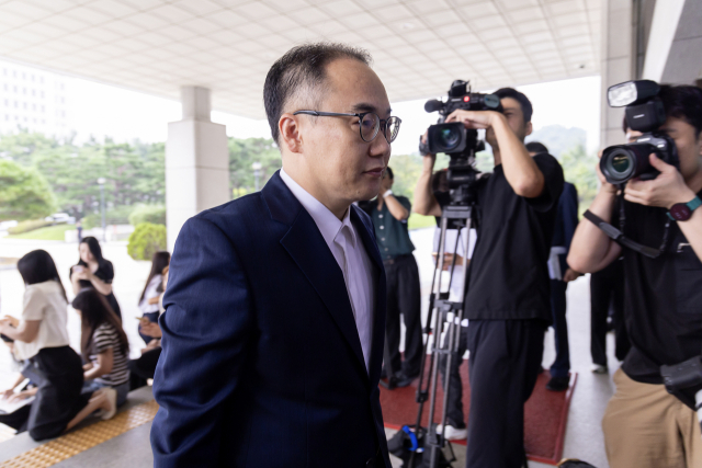 이원석 검찰총장이 26일 서울 서초구 대검찰청으로 출근하고 있다. 연합뉴스