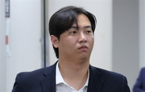 法, 메이저리거 김하성 공갈·협박한 임혜동에 "8억 지급" 선고