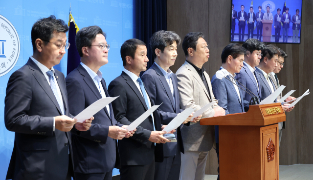 野 '정치보복, 칼춤 멈춰라' 반발하자…與 '법 앞에 모두 평등'