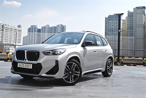 강력한 성능과 즐거움을 약속하는 컴팩트 SAV - BMW X1 M35i xDrive[별별시승]