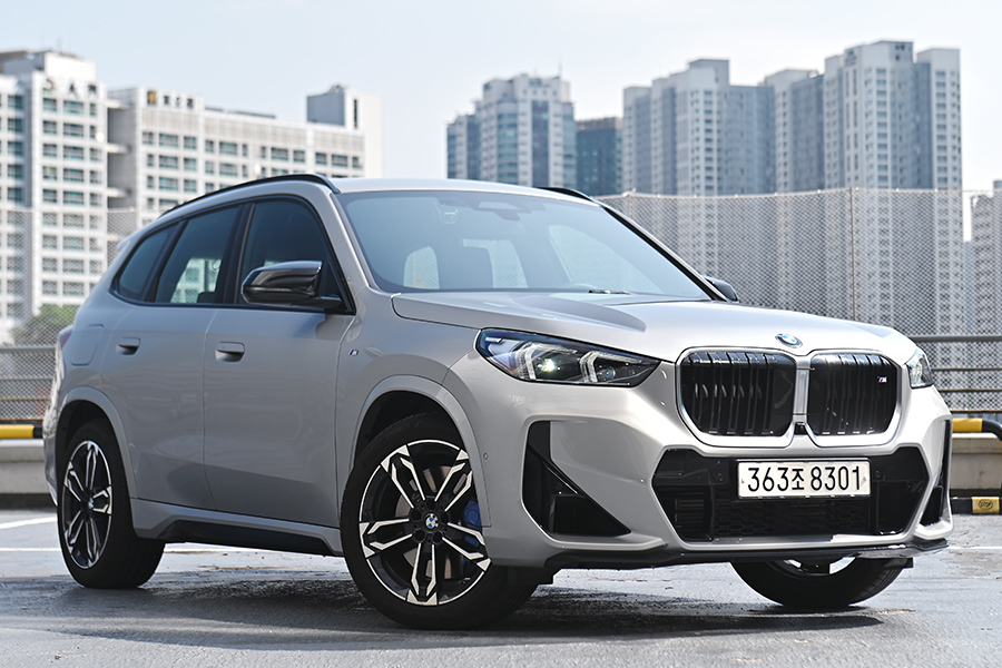 강력한 성능과 즐거움을 약속하는 컴팩트 SAV - BMW X1 M35i xDrive[별별시승]