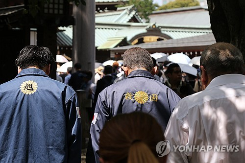 이웃 국가 우려에도…日자위대 수장 '간부들 개인자격 야스쿠니 참배 문제없어' [지금 일본에선]